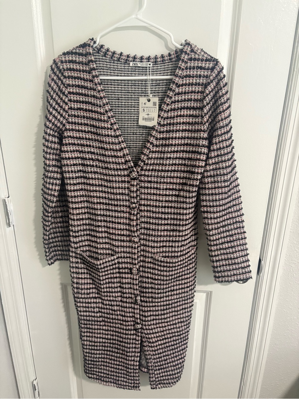 Zara Pink and Black Houndstooth Knit Long Cardigan - Size Small